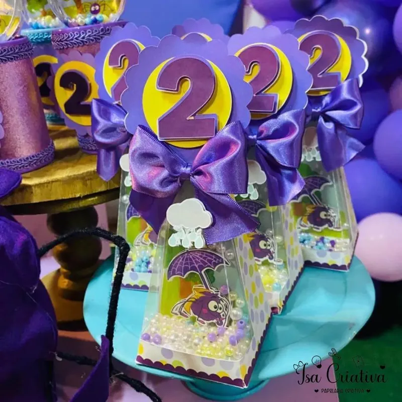Decoração personalizada tema Dona Aranha para festa infantil — Isa Criativa